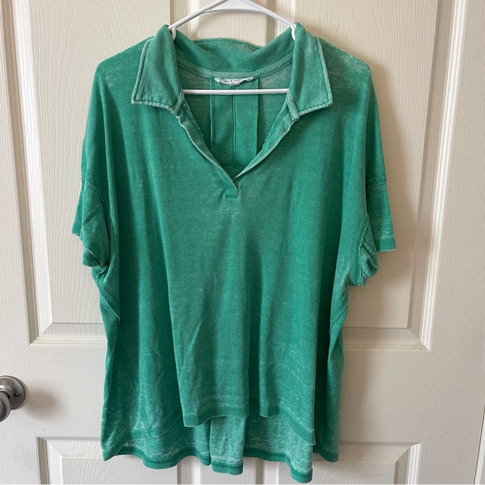 Jane and Delancey oversized green tee